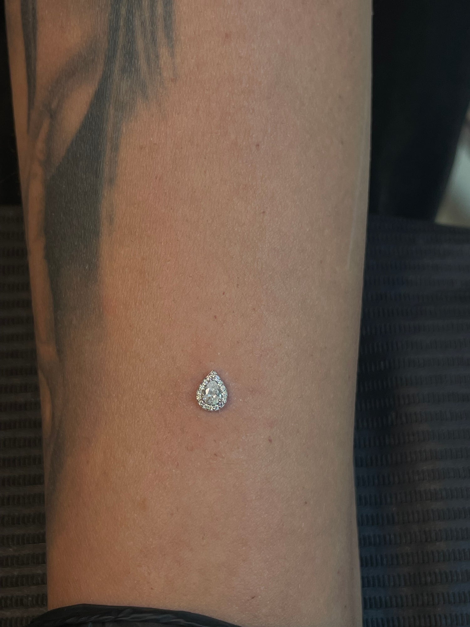 White Gold Seraphine Gem Dermal Top